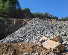 Serviços da obra emergencial da PR-170 em Pinhão