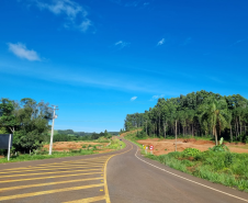 Obra de pavimentação da PR-239 entre Pitanga e Mato Rico