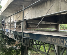 Manutenção da ponte sobre o Rio Verde, na PR-423, limite entre Campo Largo e Araucária