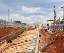 Obras dos novos viadutos de Sarandi