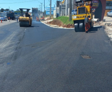 Serviços no viaduto, pista central e vias de acesso