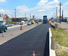 Serviços no viaduto, pista central e vias de acesso