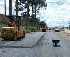 Serviços no viaduto, pista central e vias de acesso