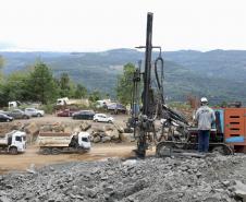 PR 170 em Pinhão - local de detonação e escavação de rochas