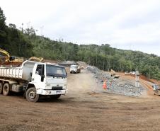 PR 170 em Pinhão - local de recuperação de aterro