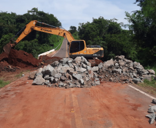 Início dos serviços da obra emergencial na ponte sobre o Ribeirão Paixão na PR-218, entre Paranavaí e Amaporã