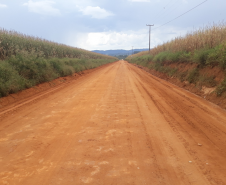 Conservação de trecho não-pavimentado da PR-090