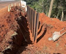 PR-439 Ponte do Rio das Cinzas em Santo Antônio da Platina - cravação de estacas das novas lajes de transferência