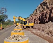 PRC-466 em União da Vitória, trecho de obra de estabilização e contenção de talude