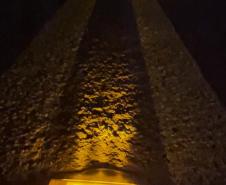 Tachas com LED na PR-545 em Londrina