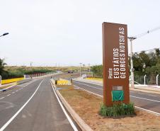 Inauguração da ponte sobre o Ribeirão Pinguim entre Maringá e Sarandi
