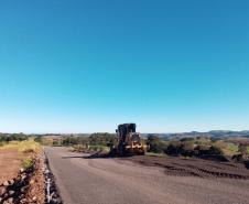 PR-239 obra de pavimentação entre Pitanga e Mato Rico