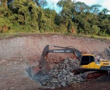 PR-239 obra de pavimentação entre Pitanga e Mato Rico