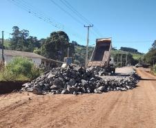 PR-239 obra de pavimentação entre Pitanga e Mato Rico