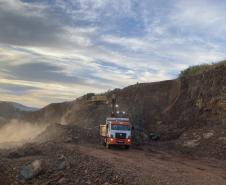 PR-239 obra de pavimentação entre Pitanga e Mato Rico