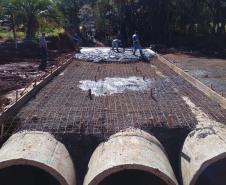 PR-239 obra de pavimentação entre Pitanga e Mato Rico