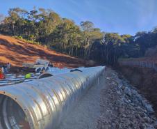 PR-239 obra de pavimentação entre Pitanga e Mato Rico