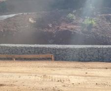PR-239 obra de recuperação emergencial de talude em Pitanga