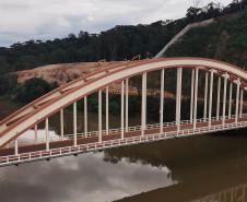 Ponte Manoel Ribas em União da Vitória, após obra de manutenção