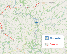 Mapa indicando a ponte sobre o Rio Piquiri na PR-180 entre Nova Aurora e Quarto Centenário e desvio