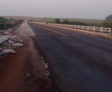 Serviços de conservação na ponte sobre o Rio Ivaí na PR-457