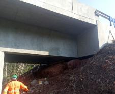 Reforma da ponte sobre o Rio Tormenta, na PR-484, entre Três Barras do Paraná e Boa Vista da Aparecida