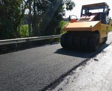 Serviços em andamento na ponte sobre o Rio Chopim