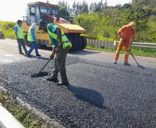 Serviços em andamento na ponte sobre o Rio Chopim