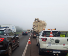 Veículos de operação de tráfego rodoviário do DER/PR