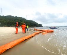 Treinamento para emergências ambientais marítimas na Ponte de Guaratuba