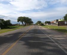 PR-412 entre Matinhos e Praia de Leste