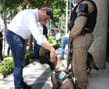 Entrega de viaturas e cães policiais para o BPRv
