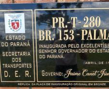 Monumento restaurado de Poty Lazzarotto na PRC-280 em Palmas