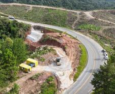 Recuperação do km 37+350 da PR-092 em Rio Branco do Sul