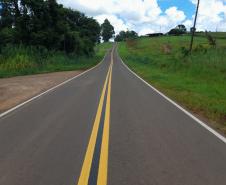 PR-364 entre Palmital e Laranjal com nova sinalização horizontal