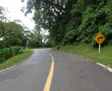 Estrada da Graciosa - trecho de pavimento poliédrico