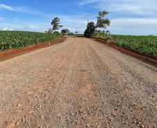 Obra de pavimentação da estrada entre Ramilândia e Santa Helena