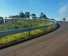 Perimetral Leste de Foz do Iguaçu - defensas metálicas