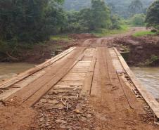 Ponte provisória sobre o Rio Jarcatiá