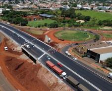 Viaduto da PUC com pavimentação na passagem superior