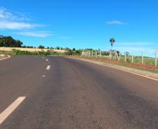 Entroncamento da PR-916 com a PR-493