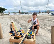 Felipe Benvinda Guszaki, de 7 anos, o “menino engenheiro”
