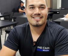 Rodrigo Miguel de Oliveira, trabalha há 8 anos com vendas