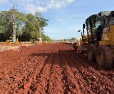 Serviços no entroncamento da Rua Indianópolis com a BR-469
