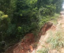 PR-082 em Cianorte, trecho com erosão