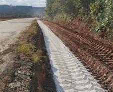 Terraplenagem na obra de restauração em concreto da PR-151 entre Ponta Grossa e Palmeira