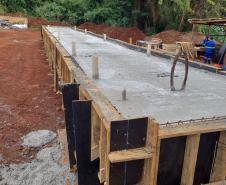 Pré-fabricação de peças no canteiro de obras