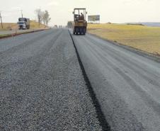 PR-317 obras de arquivo da duplicação em andamento