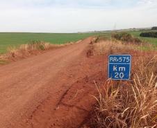 PR-575 entre Palmitópolis e Jotaesse