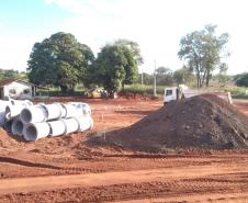 Serviços do novo trevo rodoviário entre Porto Rico e São Pedro do Paraná